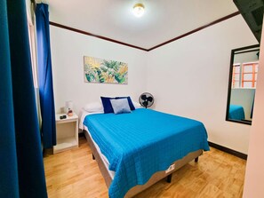 1 bedroom, desk, WiFi - Full Apartment (Sabana Norte)