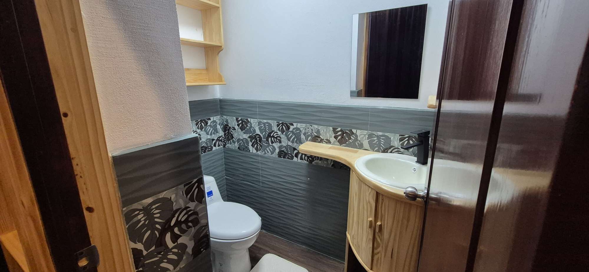 Douche, serviettes fournies