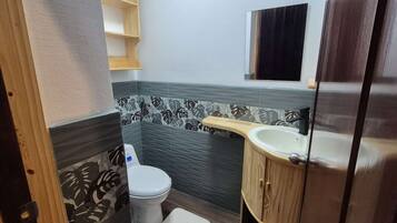 Douche, serviettes fournies