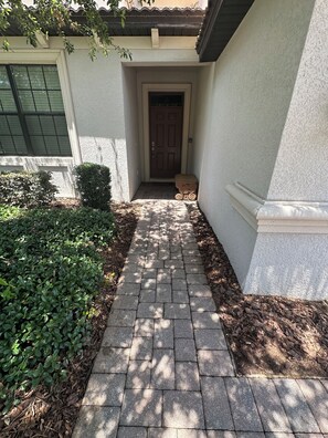 Exterior detail - Magical Kingdom of Champions, 6-bed pool home golfing resort close to Disney! (Davenport)