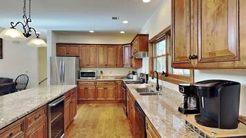 Casa (5 Bedrooms) | Servei de l'allotjament