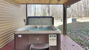 House (5 Bedrooms) | Property amenity