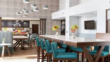 Desayuno buffet incluido todos los días