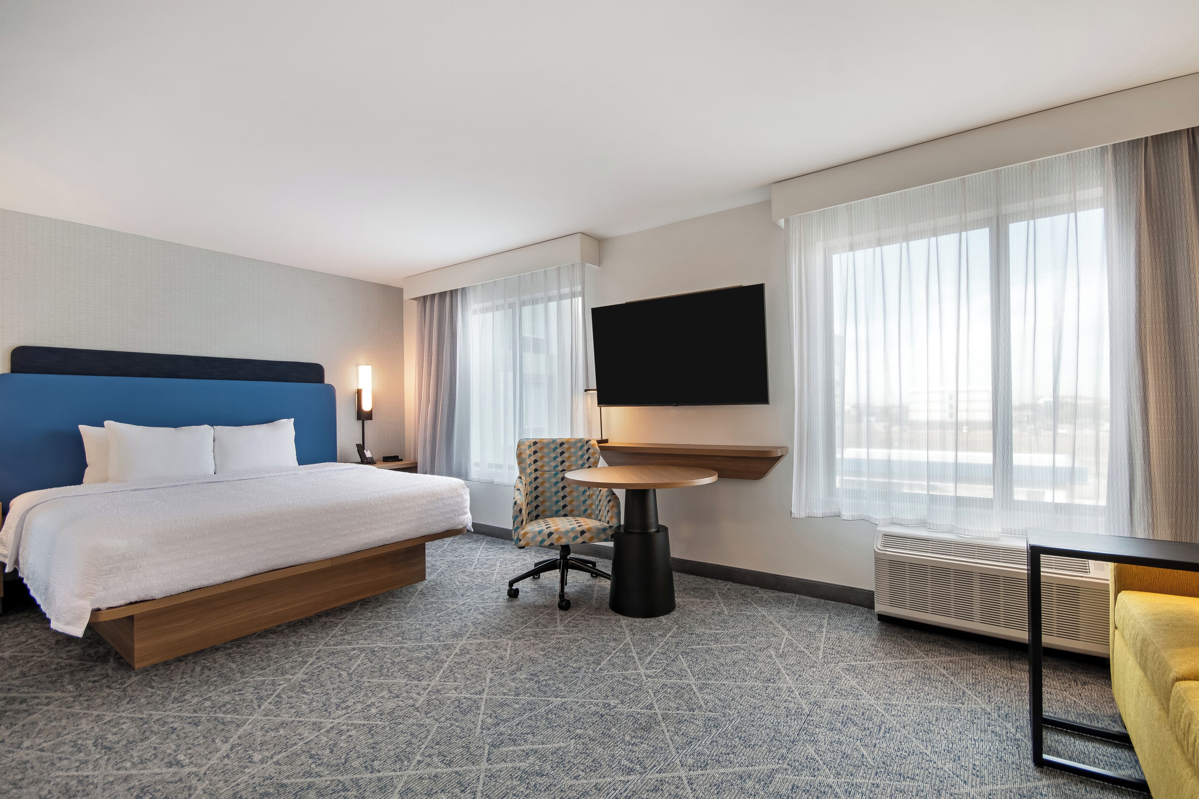 Studio - 1 kingsize-säng - kylskåp och mikrovågsugn (Wet bar) | Skrivbord, arbetsyta för laptop och mörkläggningsgardiner