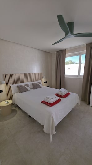 In-room safe, iron/ironing board, free WiFi, bed sheets - Casa Xabi, Private terrace - Puerto del Carmen (Puerto del Carmen)