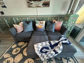 TV, fireplace - SEA BLUE-- MB PRIME LOCATION (Myrtle Beach)