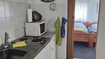 1 Schlafzimmer, Bügeleisen/Bügelbrett, Reisekinderbett, kostenloses WLAN