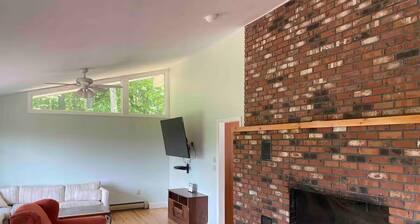 Fantastic 6-bedroom house in Mendon Vermont - Killington / Pico
