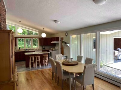 Fantastic 6-bedroom house in Mendon Vermont - Killington / Pico