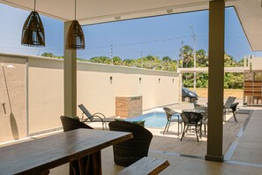 Outdoor dining - BEACH HOUSE (Salinópolis)