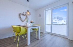 Dining - Amazing apartment in OstseeResort Olpenitz with sauna (OstseeResort Olpenitz)