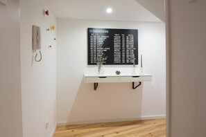Interior - Casa Castelo 1 - Work or Relax in the historic heart of Lisbon! (Lisboa ciudad)