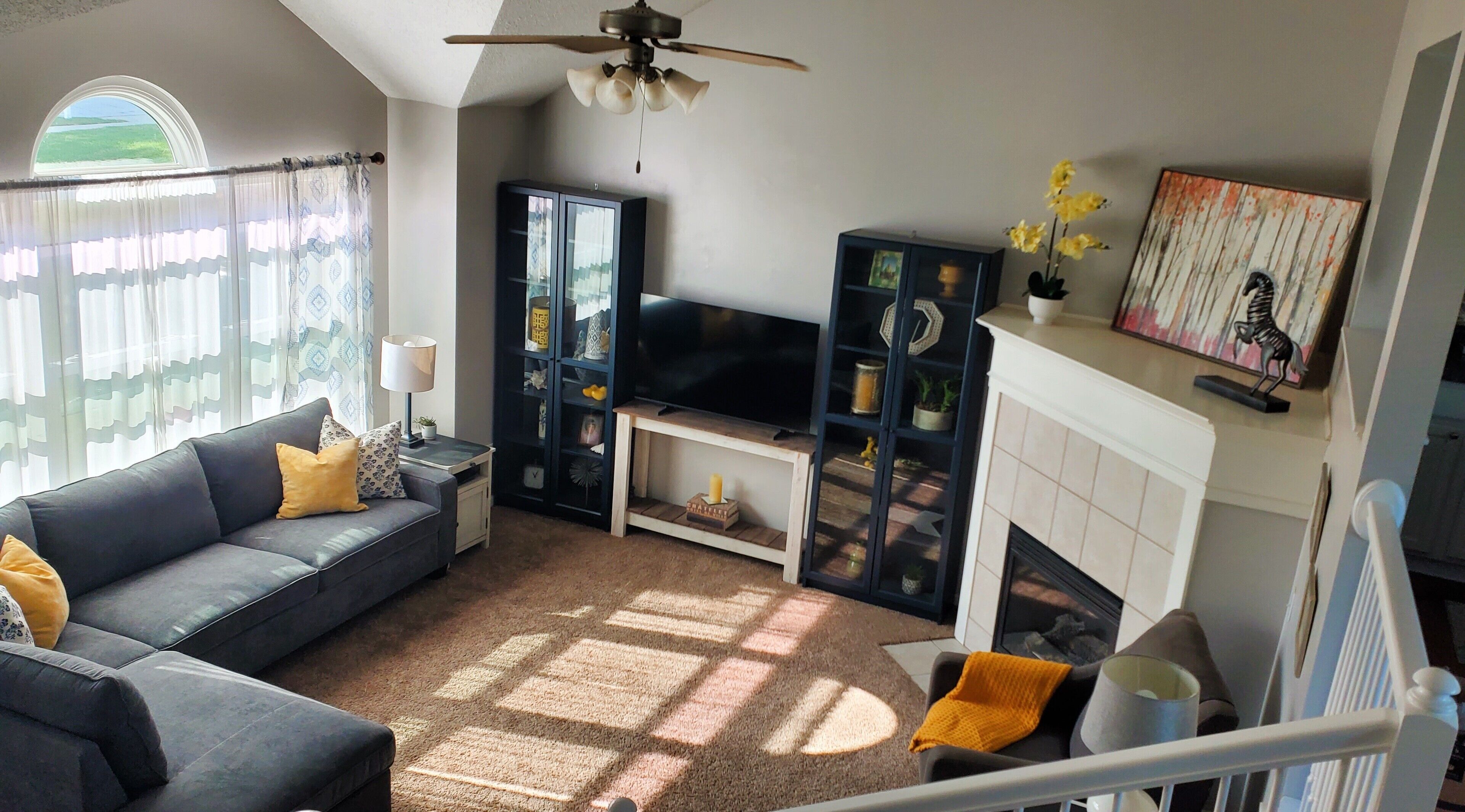 Smart TV, fireplace, computer monitors