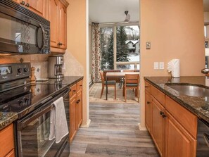 Refrigerador, placa de cocina