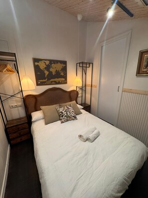 Habitación básica doble | Wifi gratis 