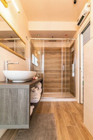 Suite Deluxe | Bañera de hidromasaje