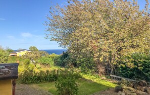 Property grounds - Amazing home in Gudhjem with WiFi (Gudhjem)