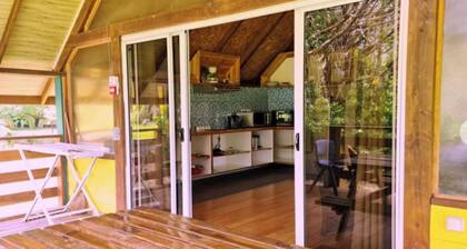 RAIATEA - Fare Cascades Anaana