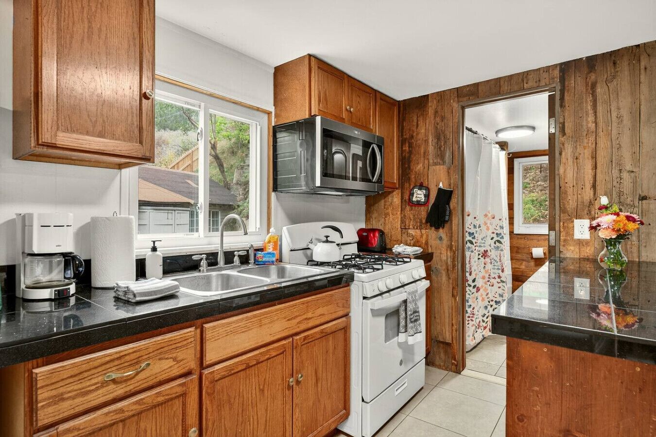 微波炉、炉灶、茶具/咖啡用具、烤面包机