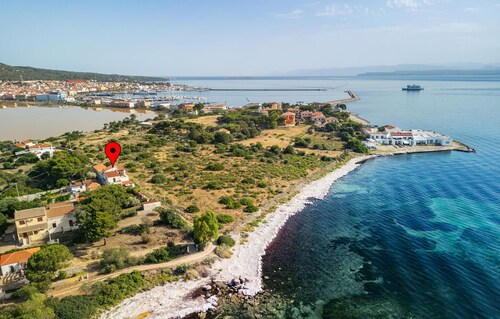 Lovely home in Carloforte with WiFi