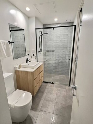 Towels - Braddon Central ! - Mort St (Braddon)