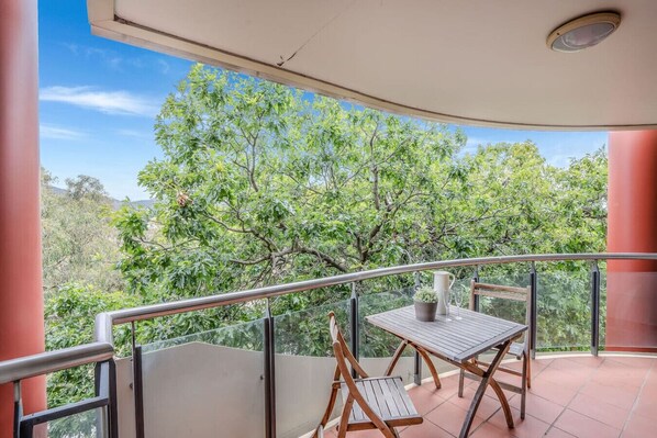 Outdoor dining - Citystyle 1Brm Phoenix @ Braddon (Braddon)