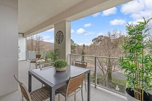 Outdoor dining - Glebe Park City-side with Style (City)