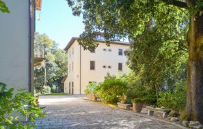 Exterior - 1 bedroom pet friendly apartment in Citerna (Citerna)