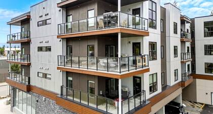 Bnew 2BR in DT Golden | AC, Balcony, BBQ, Sleeps 6