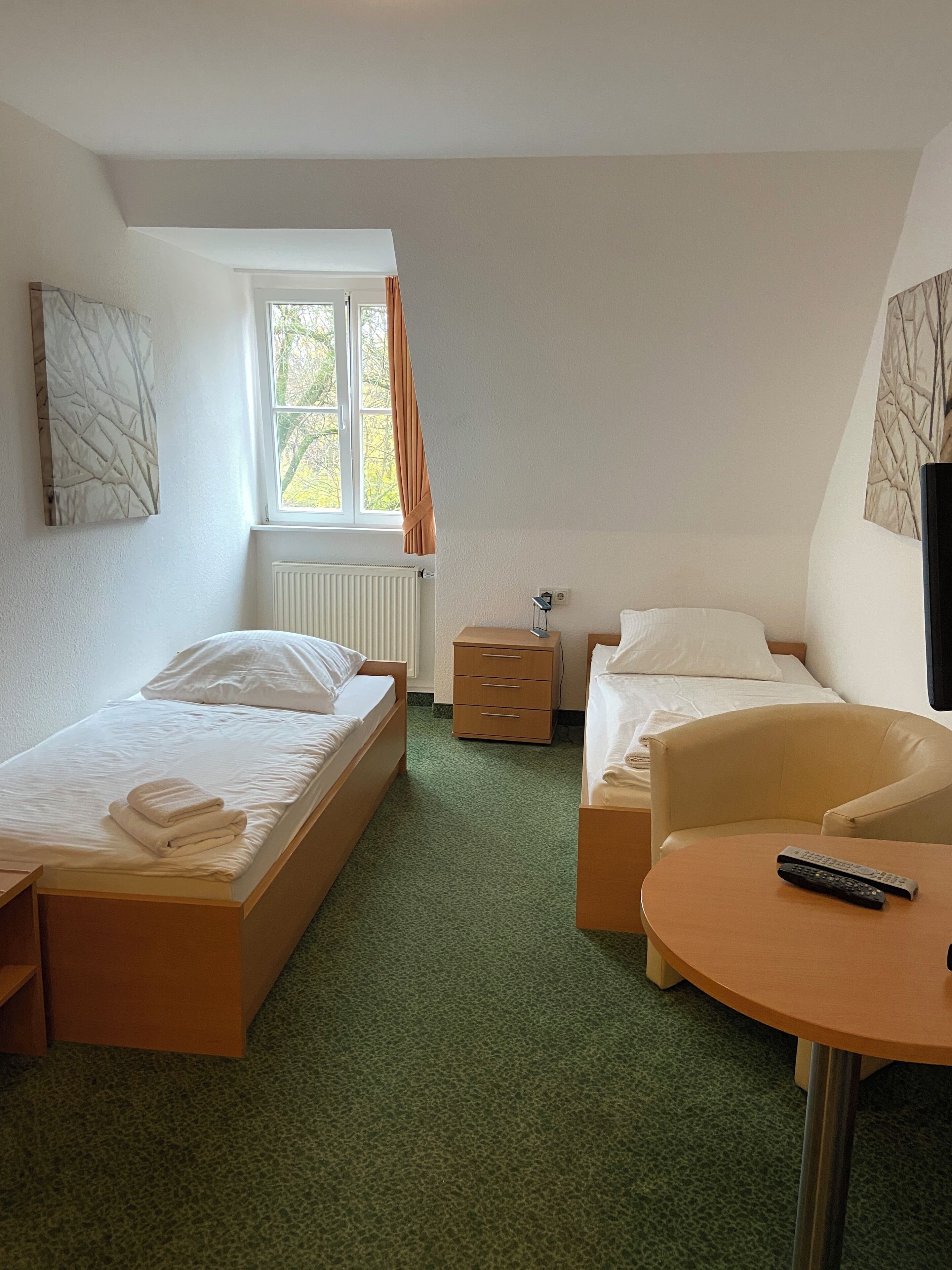 Twin Room, 2 Single Beds, Private Bathroom, Park View | Free WiFi