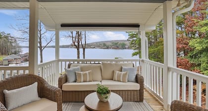 Main channel views, private dock, fire pit, beautiful sunsets, sleeps 8-10