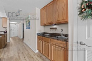 Interior - Legacy Tower I 1206 | Deluxe Unit Overlooking the Beautiful Gulf! (Gulfport)