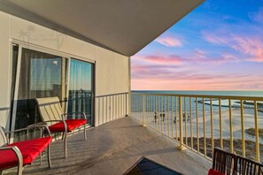 Terrace/patio - Sea Breeze 807 | Enjoy Panoramic Views of the Gulf! (Biloxi)
