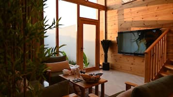 Mørklægningsgardiner, gratis Wi-Fi