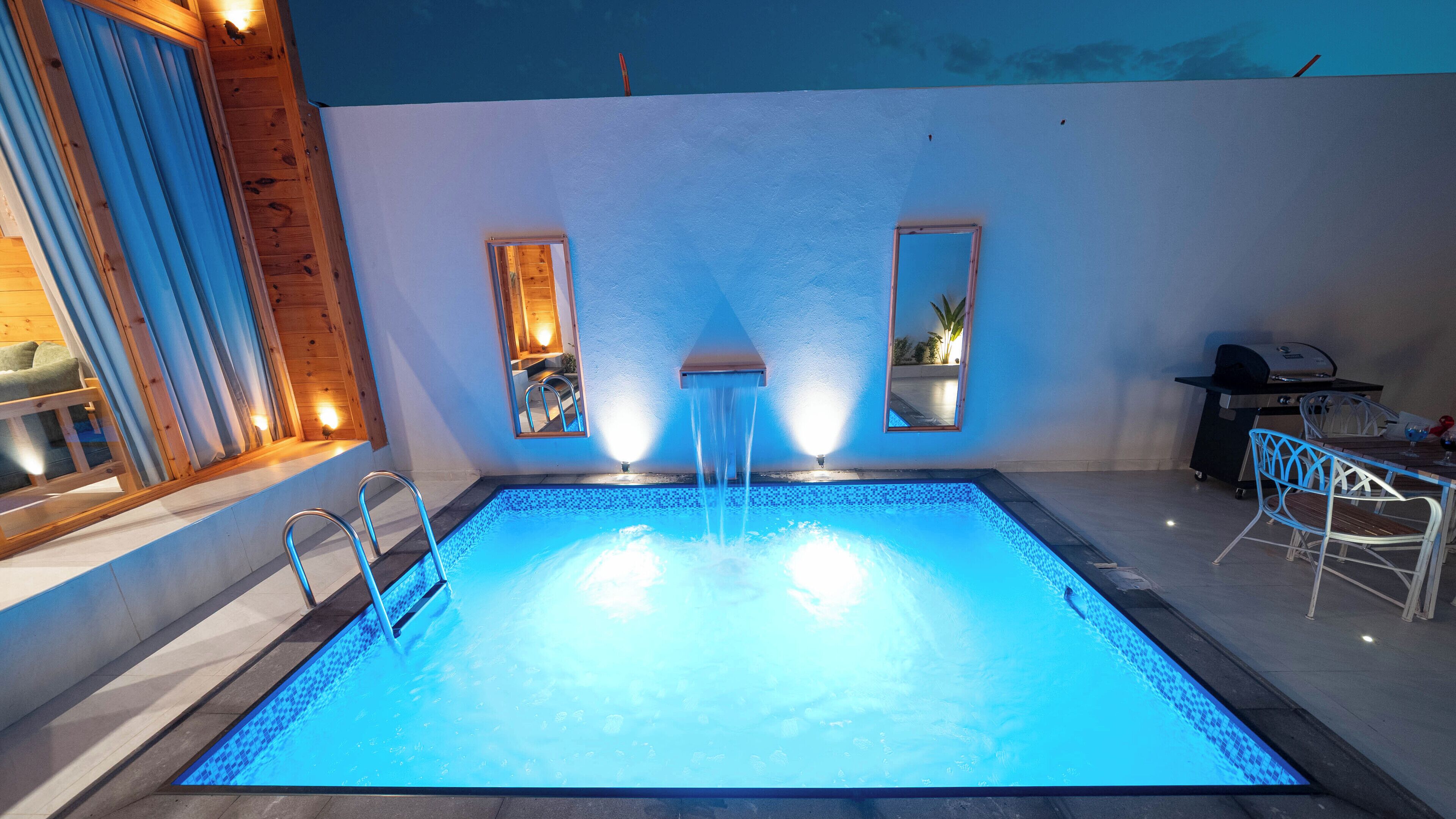 遮光窗帘、免费 WiFi