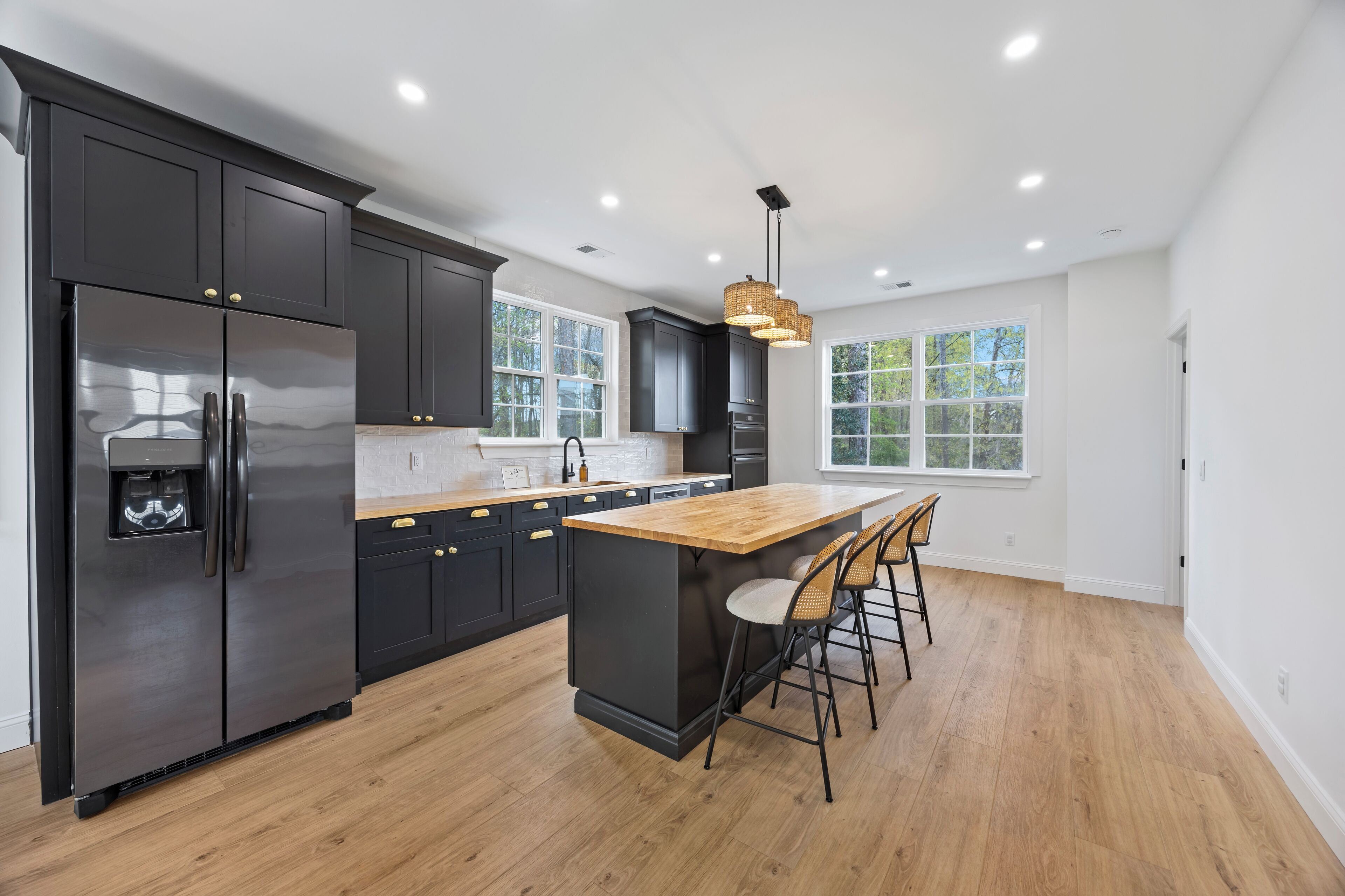 Microwave, oven, dishwasher