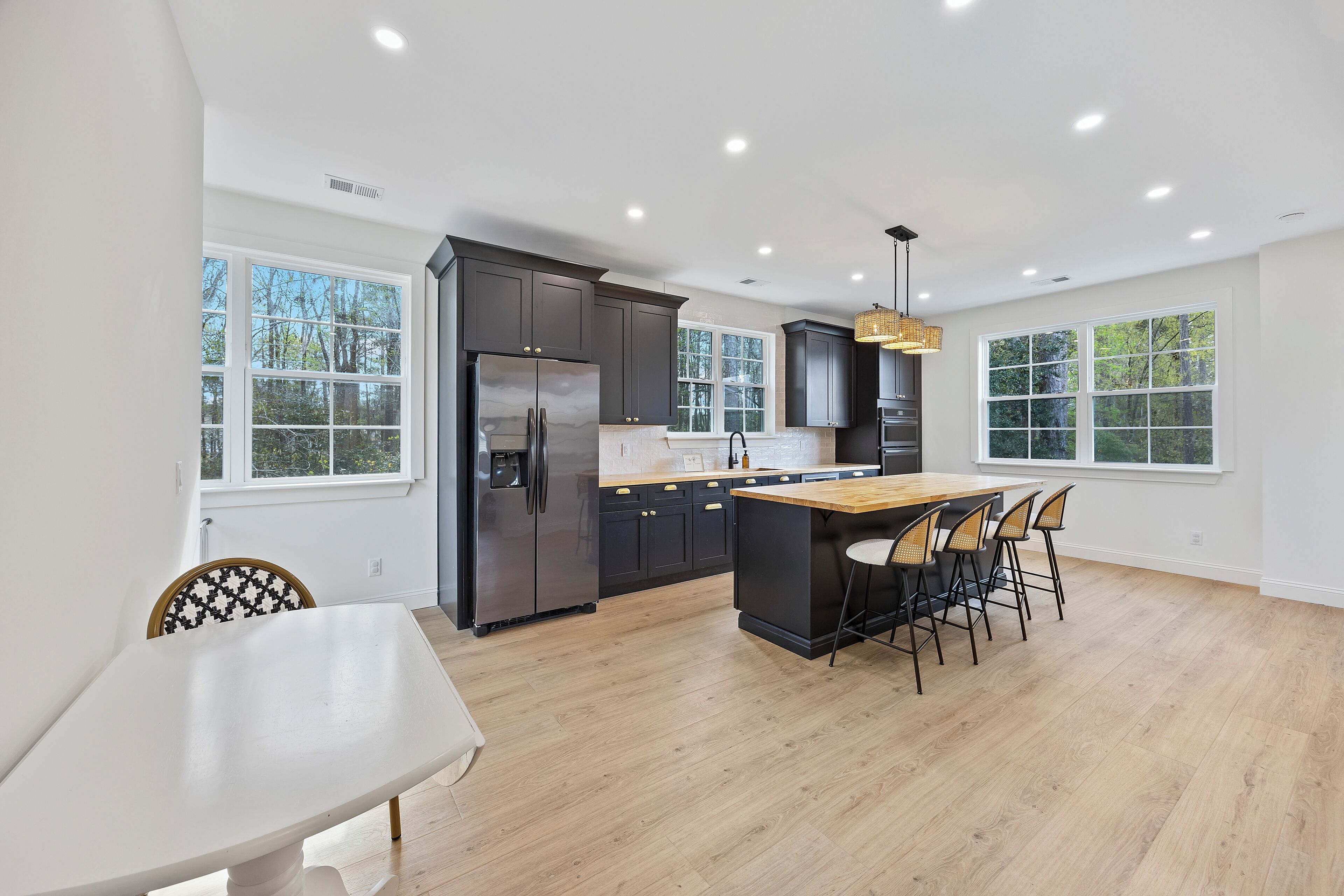 Microondas, horno y lavavajillas 