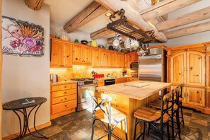 Fridge, microwave, oven, stovetop - Experience luxury at Deer Valley Pine Inn 4, a ski-in/ski-out townhome in Park City. (Park City)