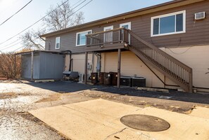 Exterior - Cozy & Quiet Apartment Minutes From IU Minutes to Lake Lemon (Bloomington)