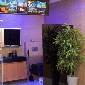 Classic Suite | Free WiFi - Top-Level Pool  (Praia)