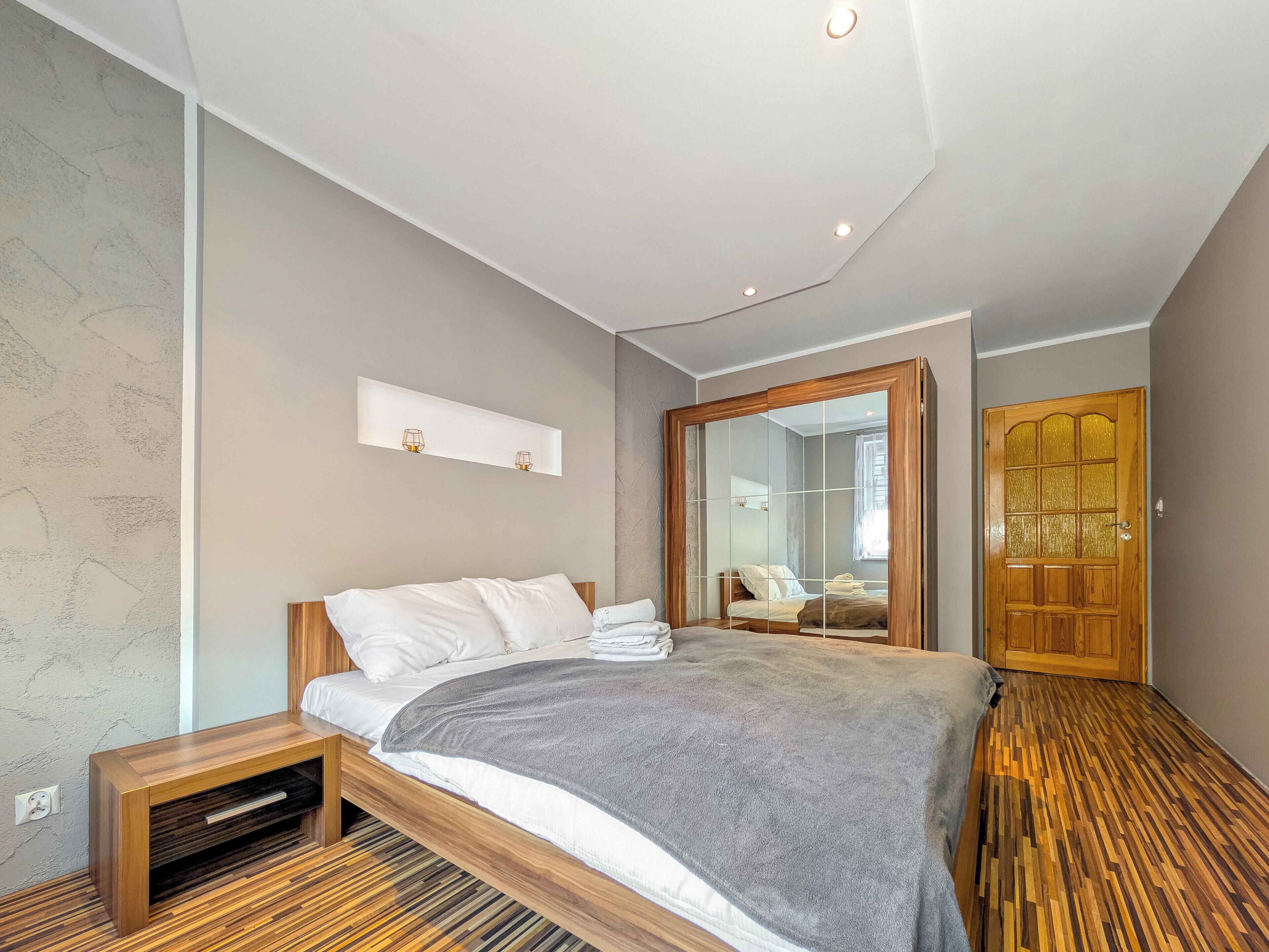 2 Schlafzimmer, Bügeleisen/Bügelbrett, WLAN, Bettwäsche