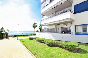 Property grounds - Wake up to the waves in this beachfront Torrox apartment. (Torrox Costa)