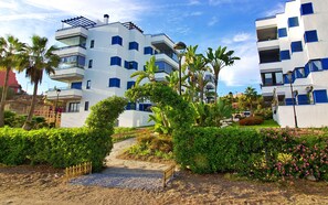 Exterior - Wake up to the waves in this beachfront Torrox apartment. (Torrox Costa)