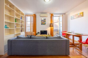 Apartment - Toro 2 in Madrid With 1 Bedrooms and 1 Bathrooms (Madrid)