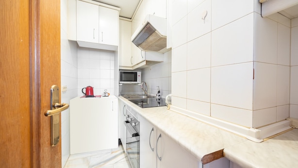 Unclassified image, 1 of 17, button - Toro 2 in Madrid With 1 Bedrooms and 1 Bathrooms (Madrid)