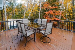 تناول الطعام بالخارج