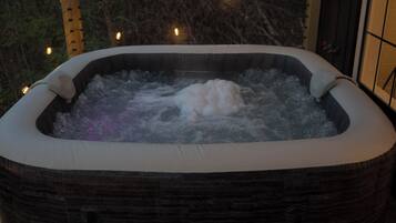 Idromassaggio all'aperto