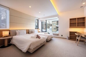 Laptop workspace, free WiFi - V Residence by H2 Life (Kutchan)