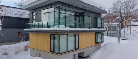 Mặt tiền nơi lưu trú