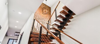 Huge and New!  Ski In/Out + Hot Tub